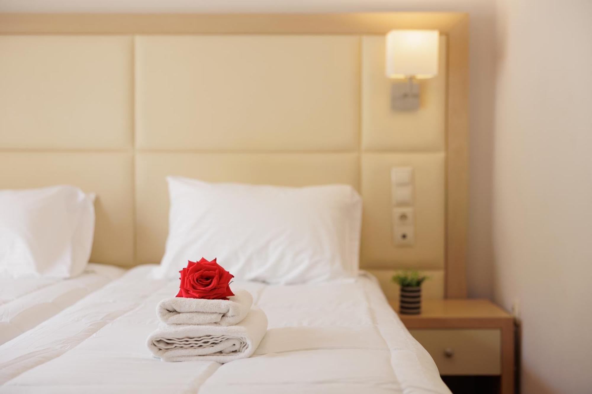 Santos Luxury Apartments Dassia  Room photo